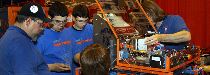 Pit Crew at Work at St. Louis Regional